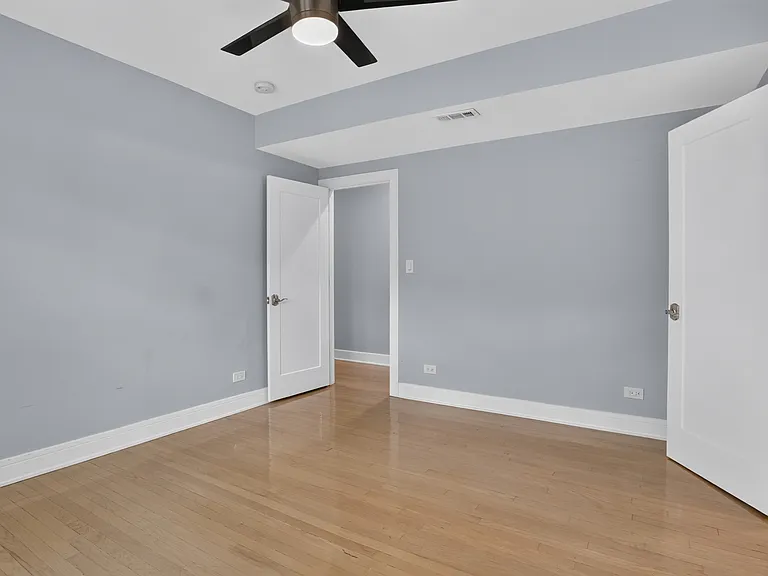 6629 S Ingleside Ave #2 — Photo 24