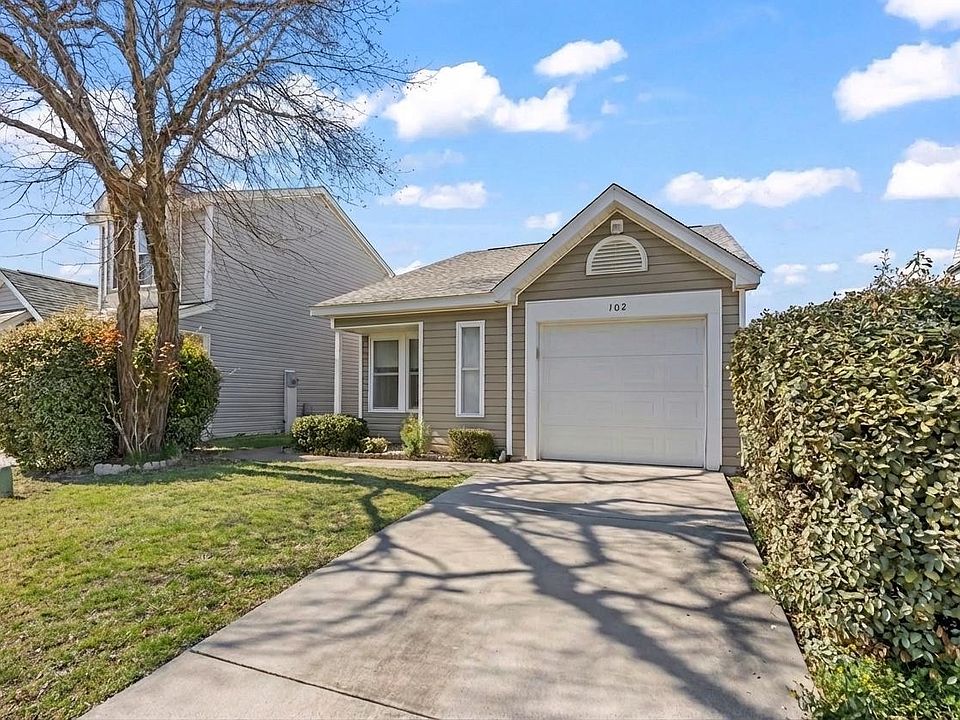 1st image of 102 Whitehaven Ct.