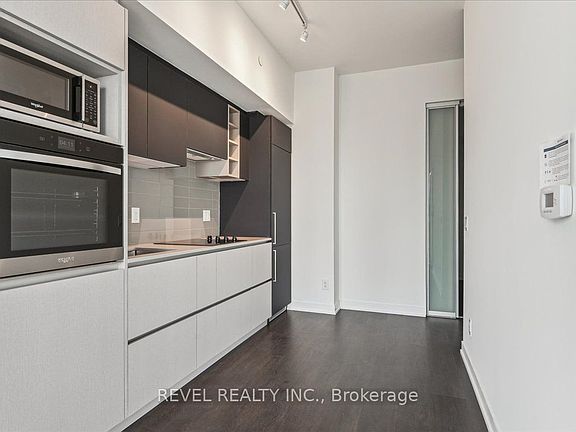 4th image of 319 Jarvis St #2617