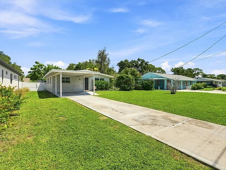 2449 Wood St — Photo 37