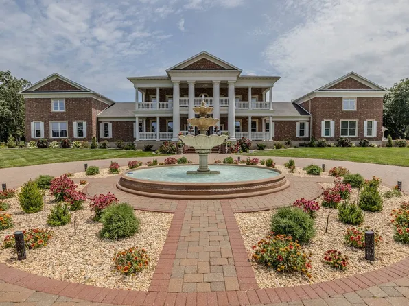 5 Coach Rd, Lebanon, MO 65536