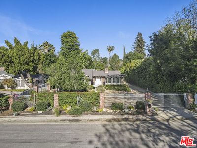 5100 Bascule Ave, Woodland Hills, CA, 91364