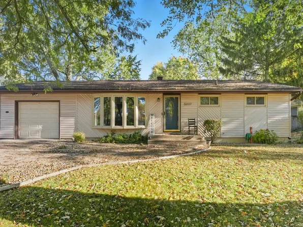 5037 Brook Dr, Fort Wayne, IN 46835