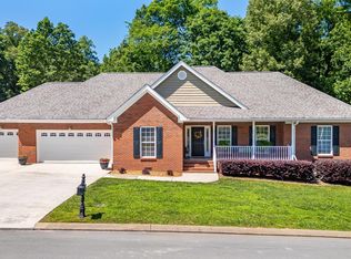 8272 Madison Ave, Soddy Daisy, TN 37379