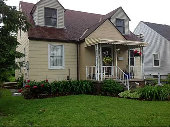 3530 Chapin Ave, Niagara Falls, NY 14301