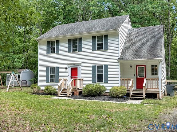 2nd image of 501 Bent Creek Ln