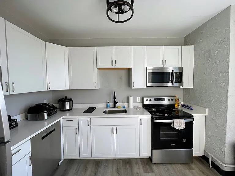 3227 Dawson Street — Photo 6