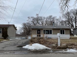 232 E Leland Ave, Des Moines, IA 50315
