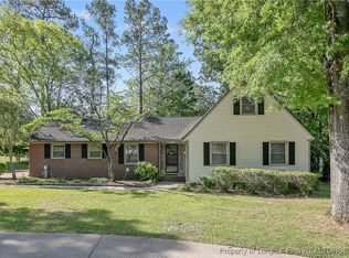 2227 Meadow Wood Rd, Fayetteville, NC 28303