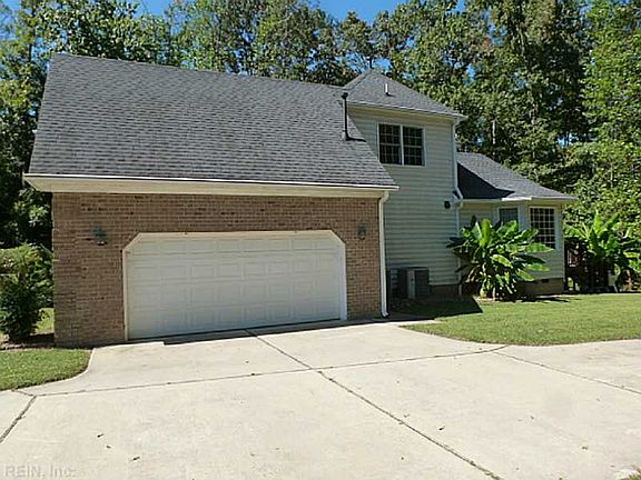 2nd image of 213 Keswick Pl