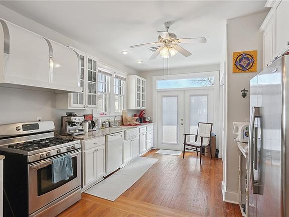 4th image of 2617 Joseph St