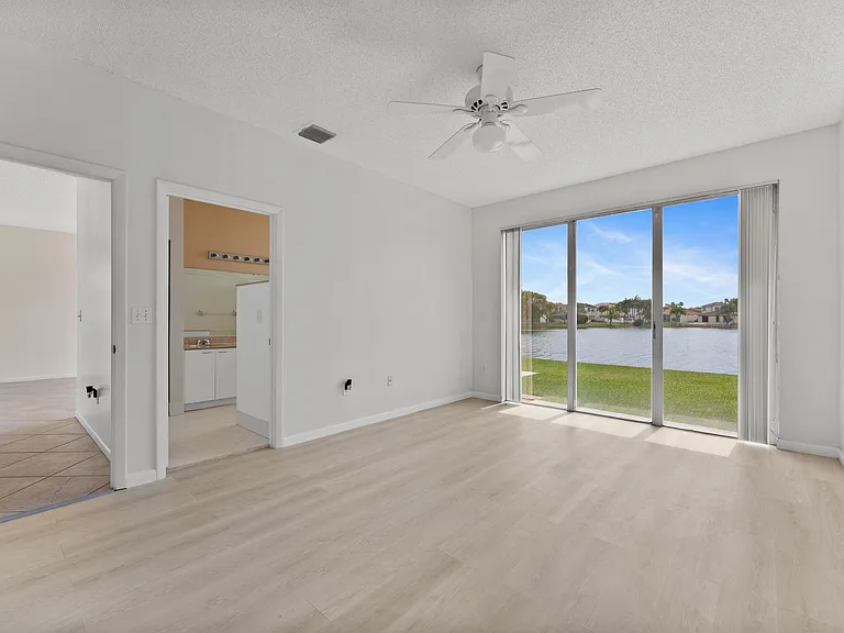 15350 NW 6th Ct — Photo 15