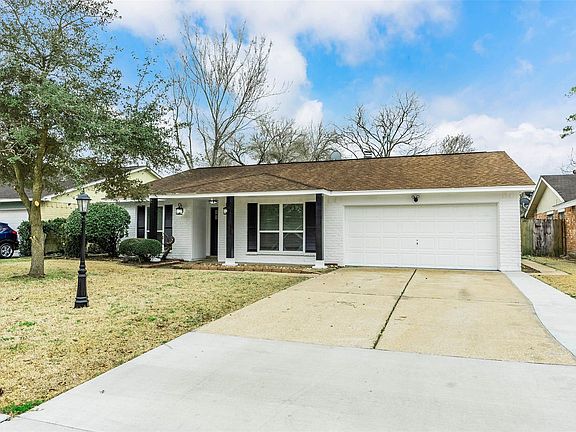 2nd image of 16514 Blackhawk Blvd