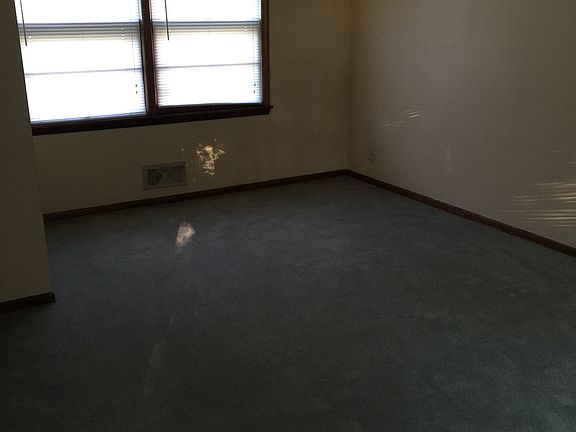 4th image of 2211 Sheridan Ave N