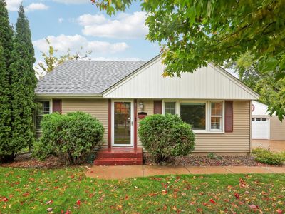 8711 Columbus Ave S, Bloomington, MN, 55420