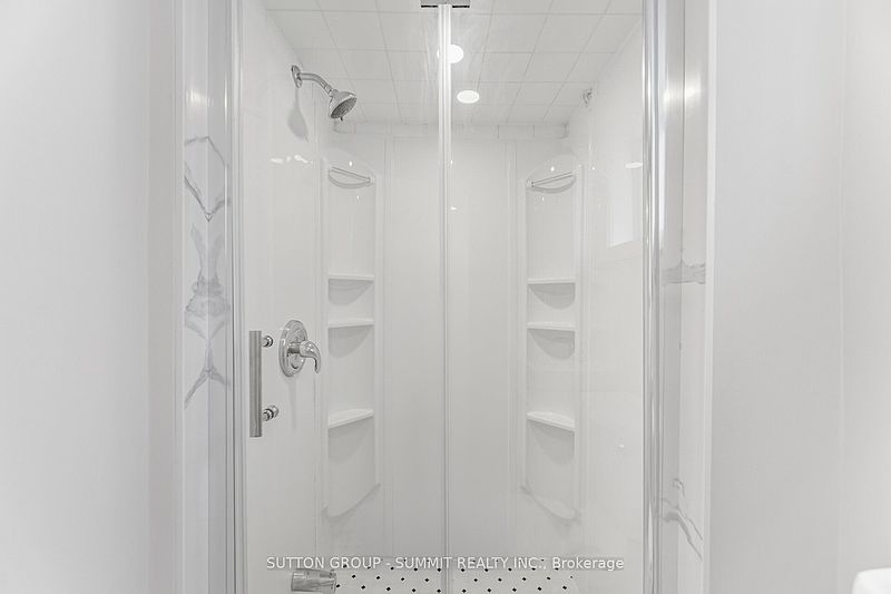 Toronto House for rent - 3 Bedrooms — photo 35