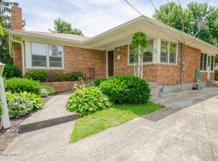 7910 Woodfern Way, Louisville, KY 40291