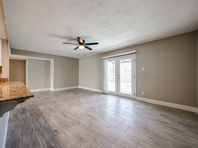 8213 E Montebello Ave — Photo 6