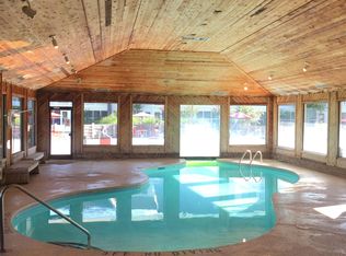 9201 Coast Guard Rd #F210, Emerald Isle, NC 28594