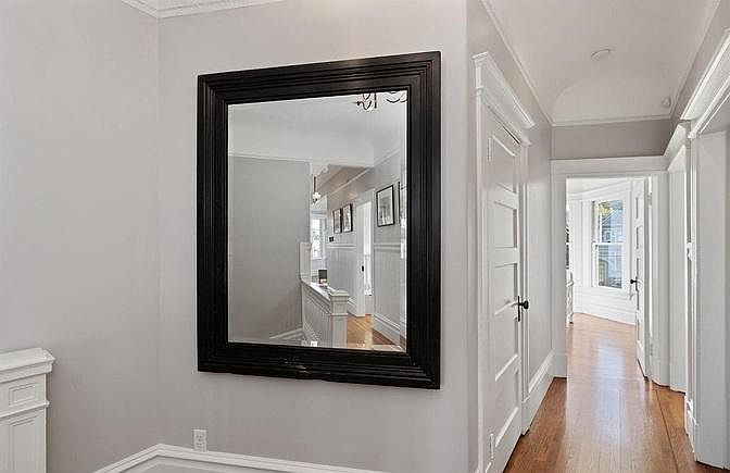 1st image of 1576 Waller St