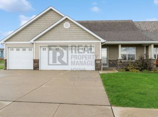 425 Wright Rd, Norwalk, IA 50211