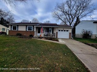 1601 Huntshire Dr, Holt, MI 48842