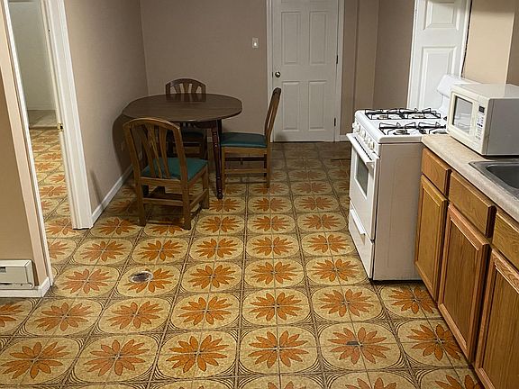 5th image of 5421 W Diversey Ave