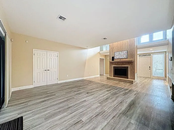 6846 Lake View Dr — Photo 12