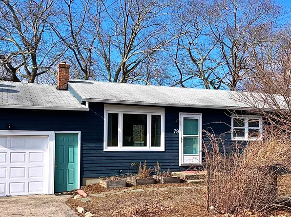 79 Barton Ave, Warwick, RI 02889