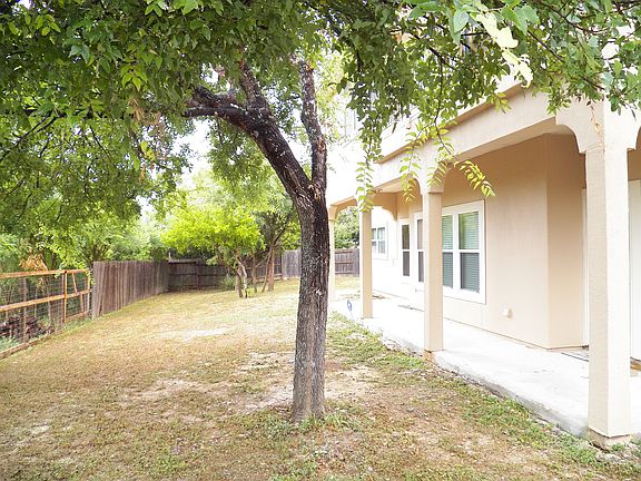 5th image of 8019 Clyde Dent Dr