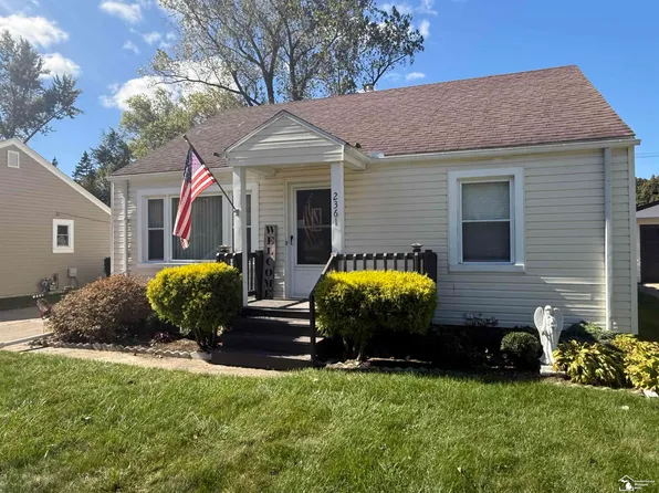 2361 Vivian Rd, Monroe, MI 48162