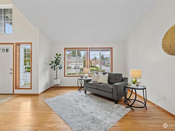 4th image of 30521 Selleck Place