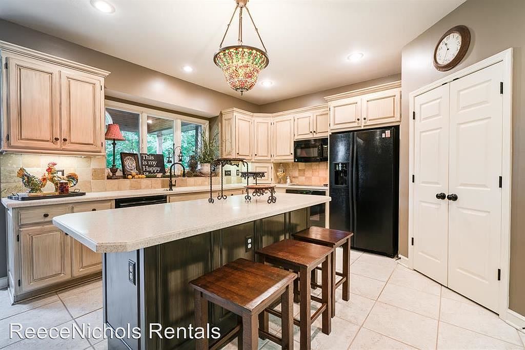 5225 W 161st St, Overland Park, KS 66085 | Zillow