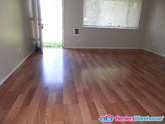 2nd image of 2912 S 80th St