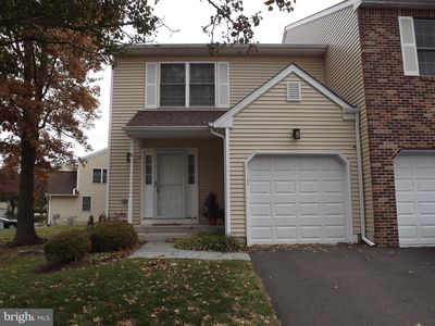 10 Pioneer Ct, Ewing, NJ, 08628