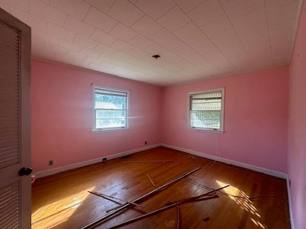 151 Lorrie St, Sardis, GA 30456
