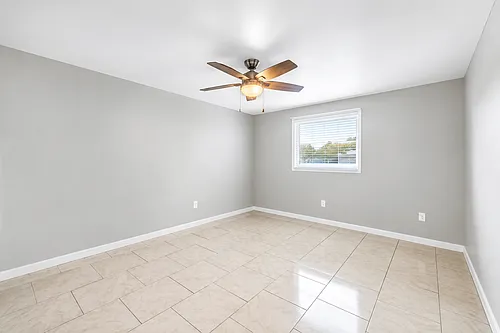 1604 Cardinal Ln #1 Photo 1