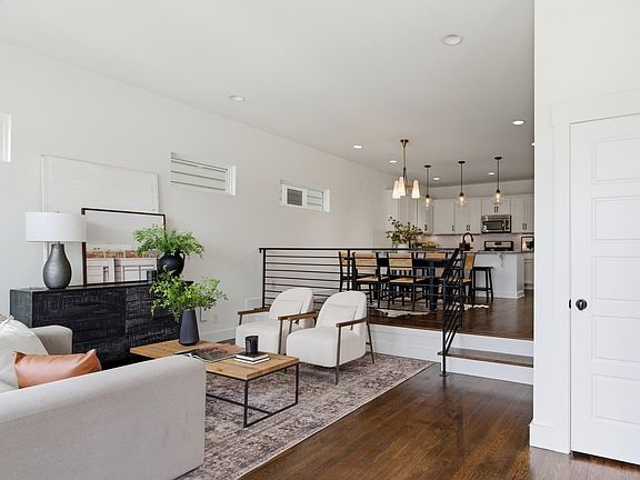 4th image of 1404 Stainback Ave #B
