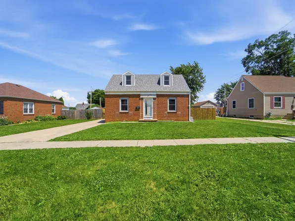 306 S 14th Ave, Marshalltown, IA 50158