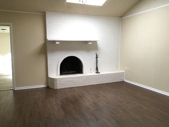 2nd image of 5132 Cloyce Ct