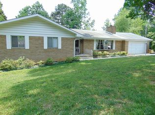 114 Monticello Rd, Oak Ridge, TN 37830
