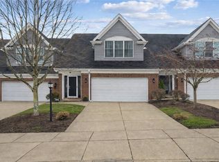 204 Lenox Ct, Imperial, PA 15126