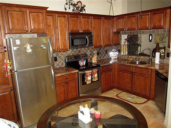 5th image of 9819 Malvern Drive #9819