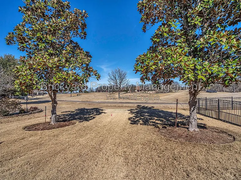 350 Pine Valley Dr — Photo 51