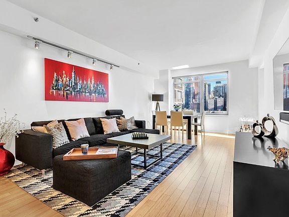 4th image of 303 E 33rd St APT 11C