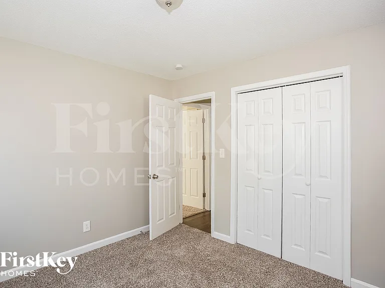 940 Ridgeway Dr — Photo 14