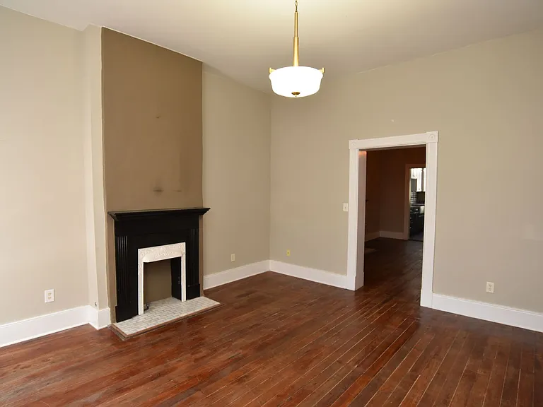 1407 Habersham St — Photo 3