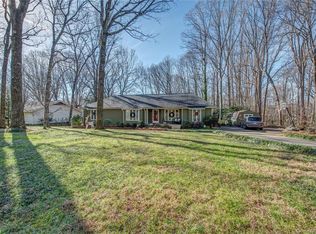 2405 Woodleigh Dr, Gastonia, NC 28056