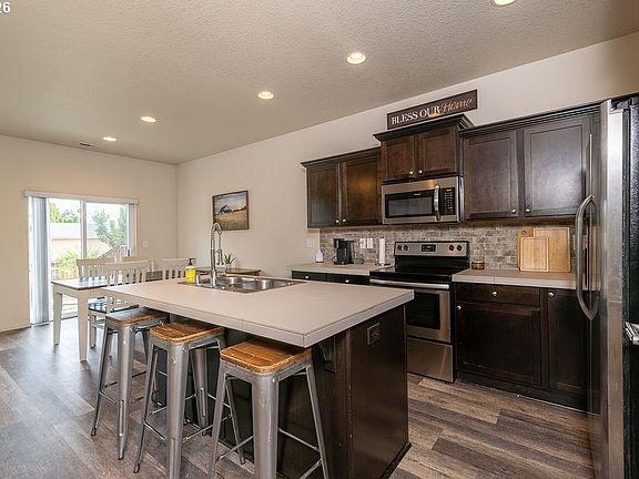 4th image of 13004 NE 58th St
