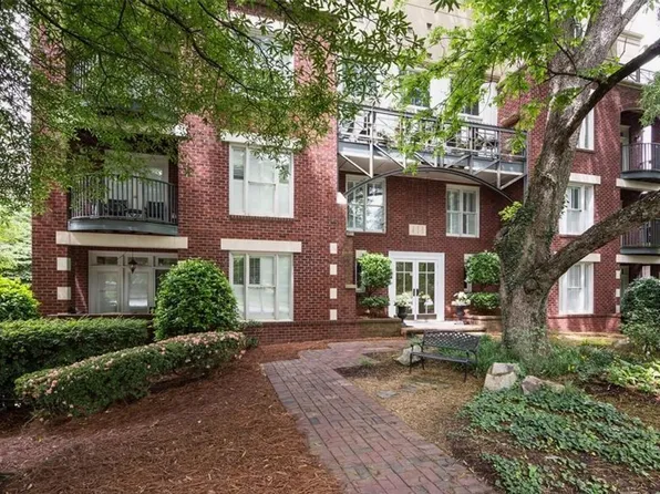 416 Queens Rd APT 10, Charlotte, NC 28207